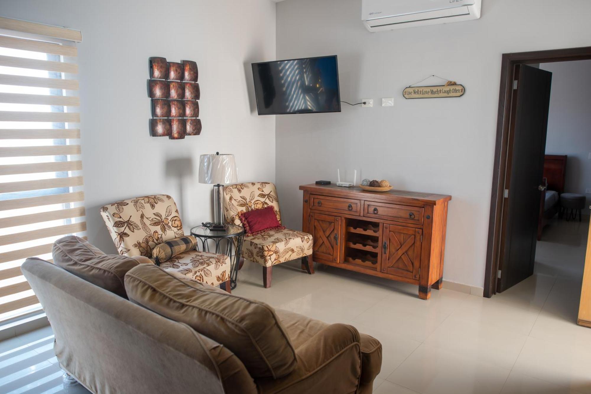 2Br/2Ba Condo 1 Block To Ocean! - Unit #5 马萨特兰 外观 照片